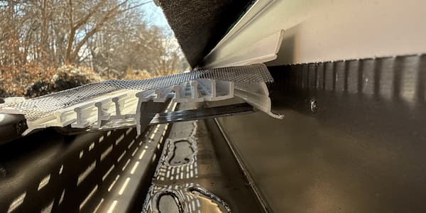 How does Gutter Guard Technology Work?